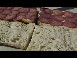 VIDEO Il panino al salame di 10 metri preparato a Cremona