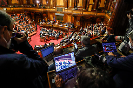 Dal Senato fiducia a Draghi con 95 sì