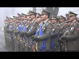 La cerimonia alla caserma Col di Lana di Cremona