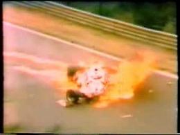 VIDEO Niki Lauda:  nel 1976 sopravvive al rogo del Nurburgring
