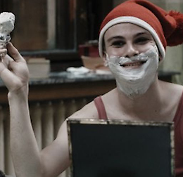 "Comedians"
Cinema all'aperto