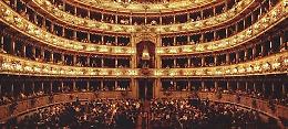 «Stagione coraggiosa». L’opera guarda al futuro