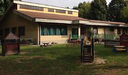 Vandali alla materna Braguti
Muri imbrattati e armadi rotti