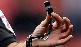 L'arbitro aveva una crisi isterica. Ho finto di filmarlo come autodifesa