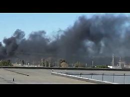 VIDEO L'incendio del capannone sulla Castelleonese