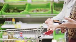 Sale la fiducia delle imprese, in calo quella dei consumatori