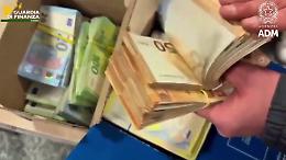 Donna fermata al valico di Brogeda con oltre 150 mila euro non dichiarati