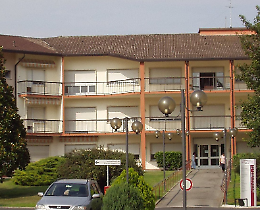 Aumento delle rette e critiche: "Massima cura per gli ospiti della Rsa Busi"