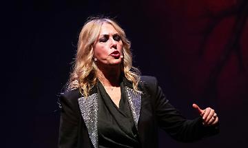 Bruzzone: «Quando l’amore è sano ha bisogno di tempo»