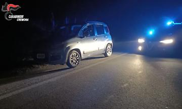 Fermato di notte su un'auto rubata, 44enne denunciato