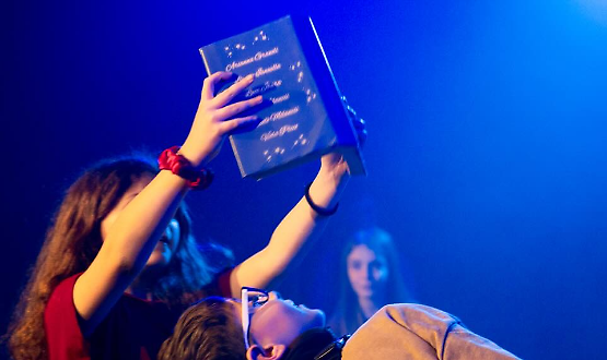 "Nel mare ci sono i coccodrilli" spettacolo