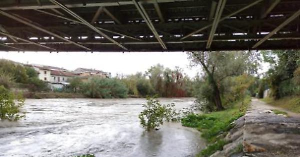 Divieto Di Transito E Di Stazionamento Lungo Il Fiume Serio La Provincia