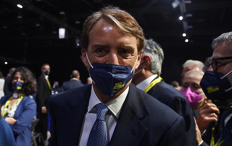 L’allenatore della Nazionale Italiana di calcio Roberto Mancini 