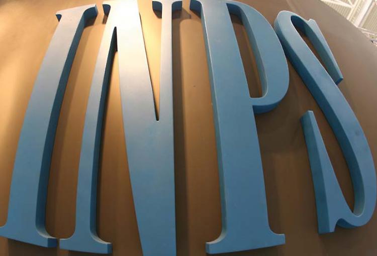 Inps: meno lavoratori, pensioni al minimo