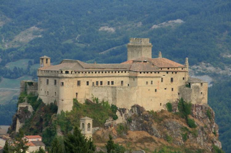 Giochi di ruolo e visite guidate con i Ghosthunters al castello di Bardi