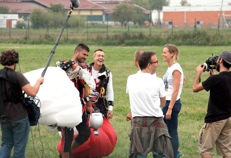 Federica nuota nell'aria
Pellegrini star al Migliaro