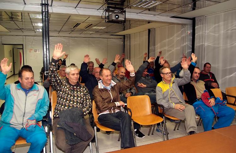 L'ultima riunione dei benzinai cremaschi