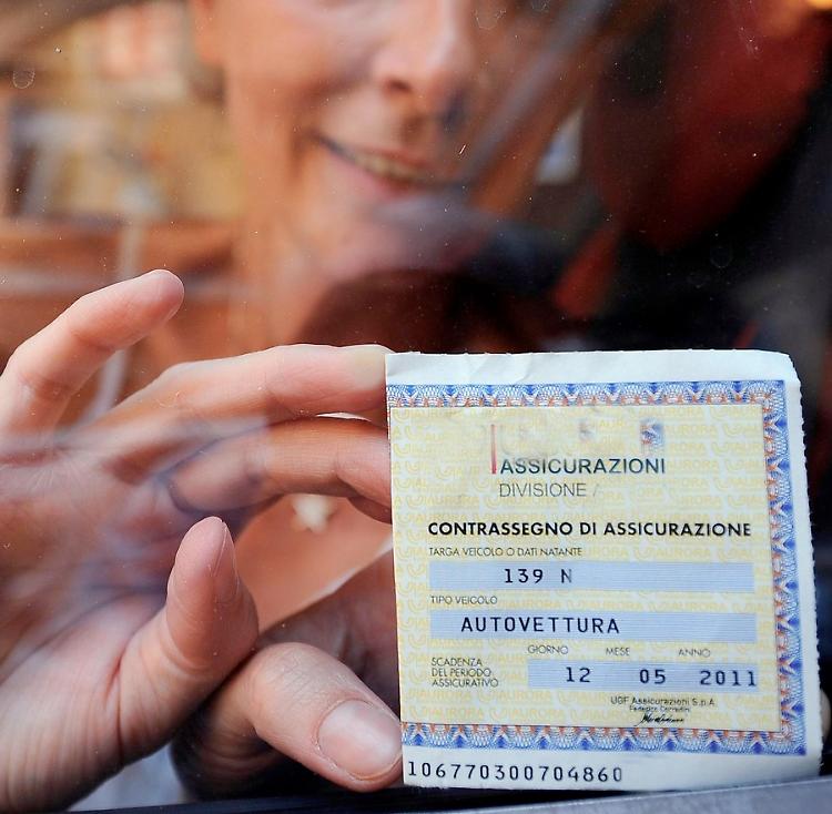 Rc auto, per l’Ivass i prezzi delle assicurazioni sono in calo