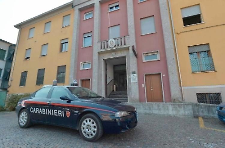 Coltello a serramanico in tasca, denunciato 19enne