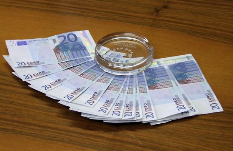 Tagli per 1,3 milioni all&rsquo;anno: &laquo;Comuni messi in ginocchio&raquo;