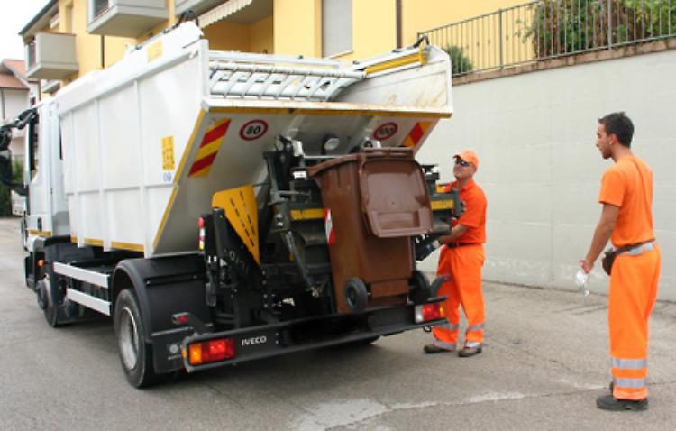 Rifiuti, voglio pagare per quello che produco
