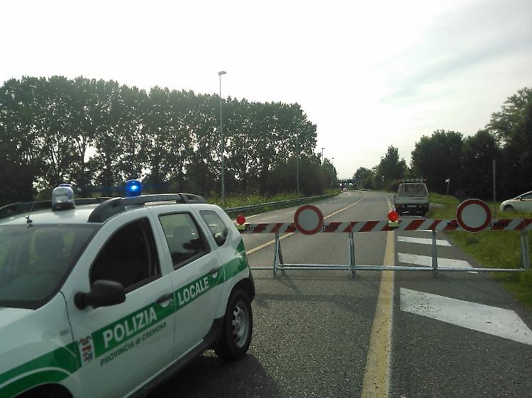 Tangenziale chiusa, rallentamenti ma niente code e pochi disagi