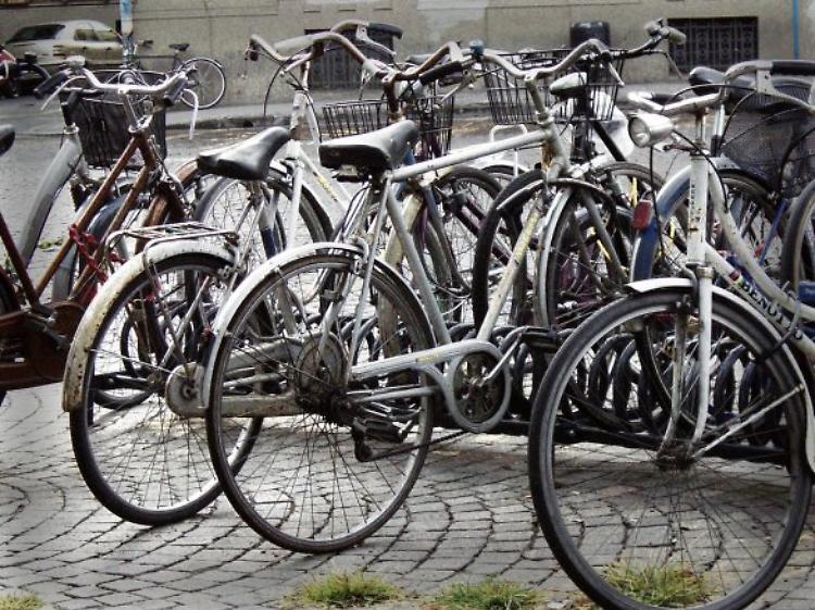Ladro di biciclette, denunciato dai carabinieri