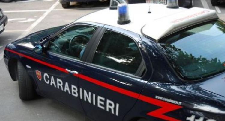Auto rubata ritrovata dai carabinieri