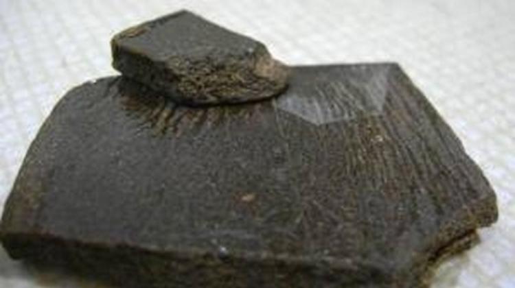 Hashish nascosto in macchina, due giovani nei guai