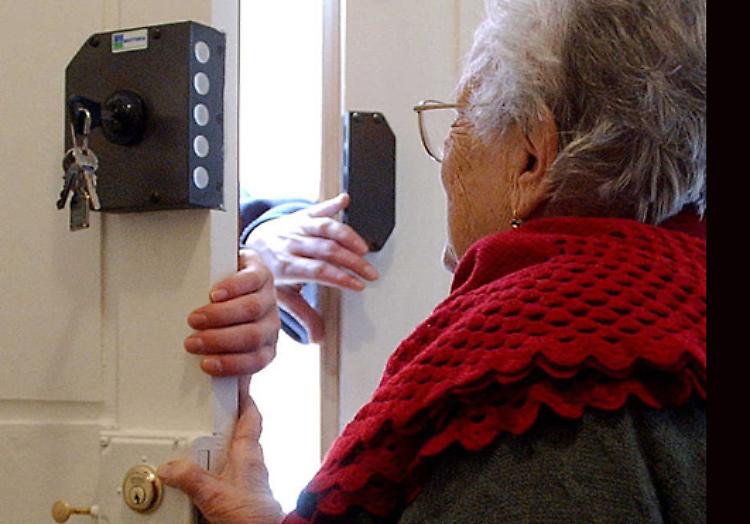 Falsi tecnici in azione, l’allarme del vicesindaco