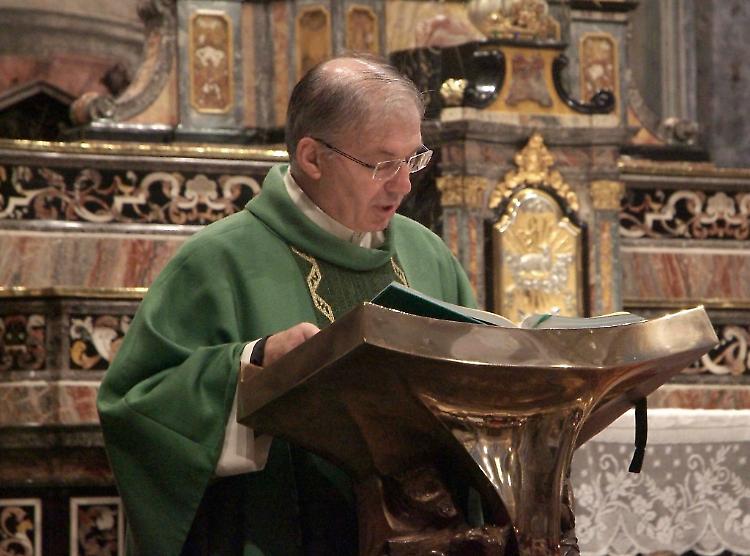 Violenza sessuale: don Inzoli, chiesto il giudizio