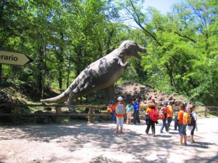 Parco preistoria Restyling e &lsquo;QR code&rsquo; per i dinosauri