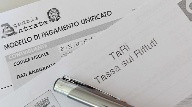 Tari, associazioni sul piede di guerra