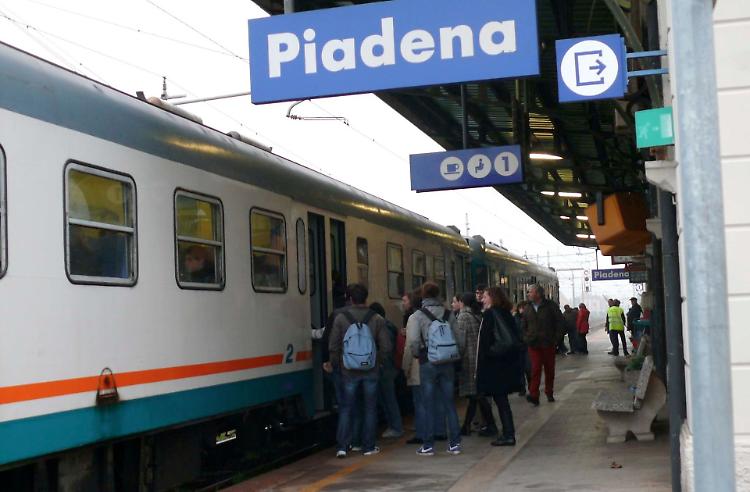 E' alle 7,10 il nuovo treno per Parma