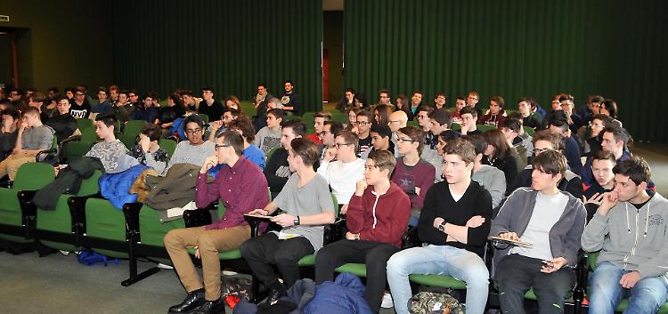 &laquo;Droga e alcol, segnalate i casi&raquo;