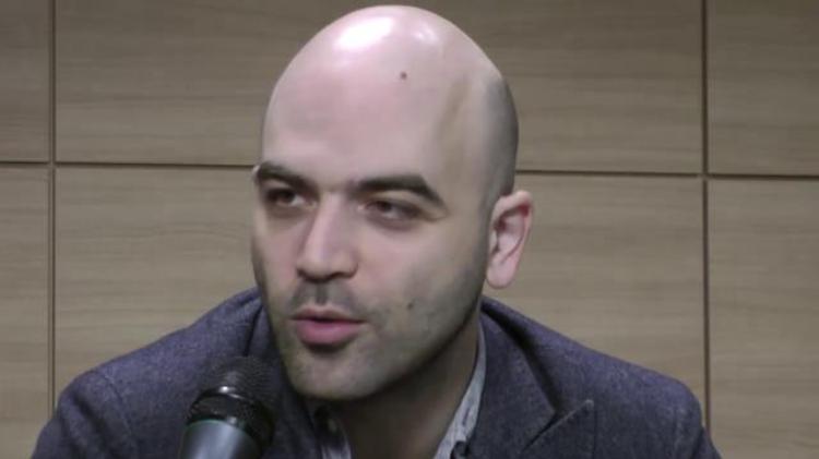 Dieci anni di Gomorra, Saviano: "L'Italia odia chi nomina il male"