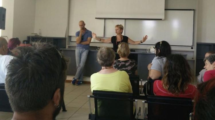 Profughi, nasce il comitato civico