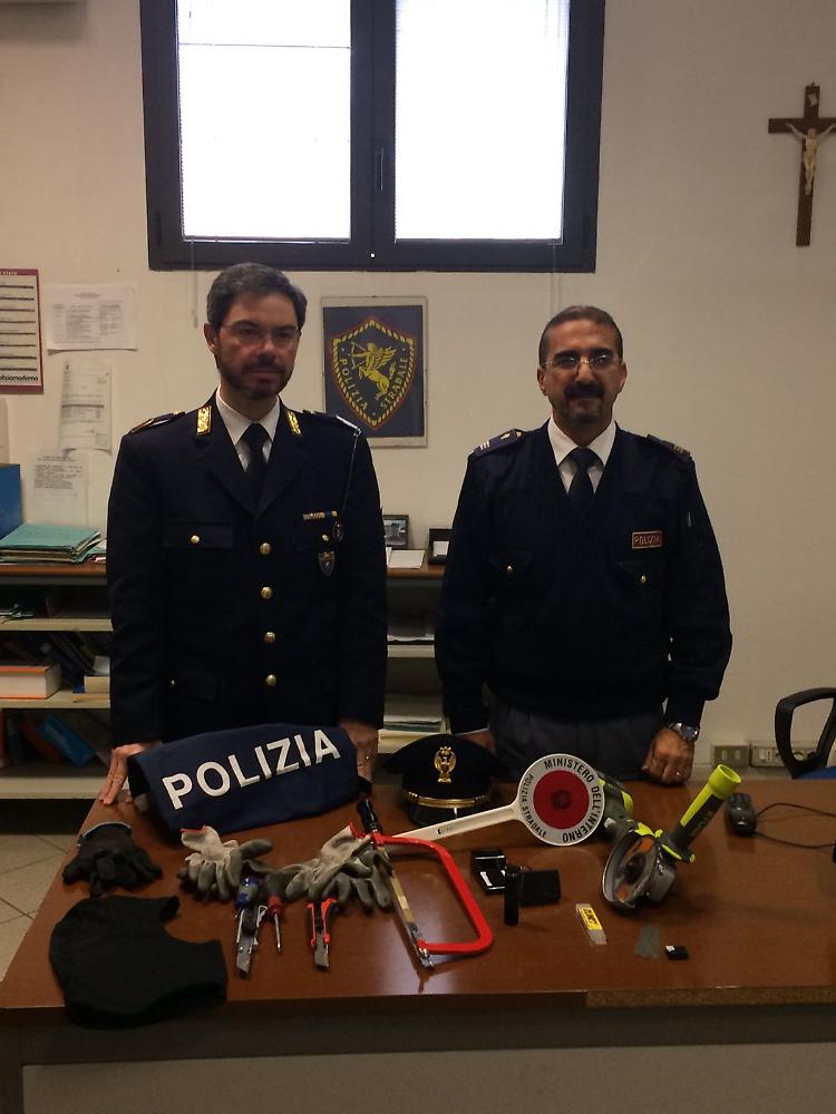 Arnesi da scasso in auto, nei guai tre romeni