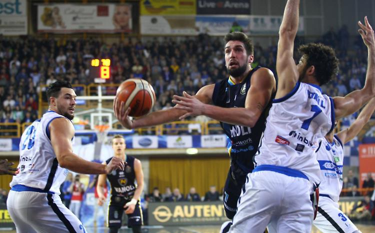 The Flexx Pistoia-Vanoli Cremona: ore 18,15 al PalaCarrara