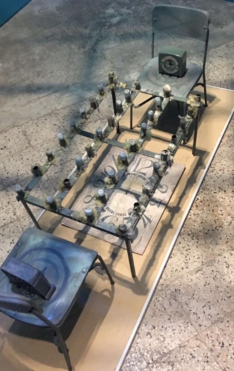 Scacco matto alla Fondazione di Prada di Milano