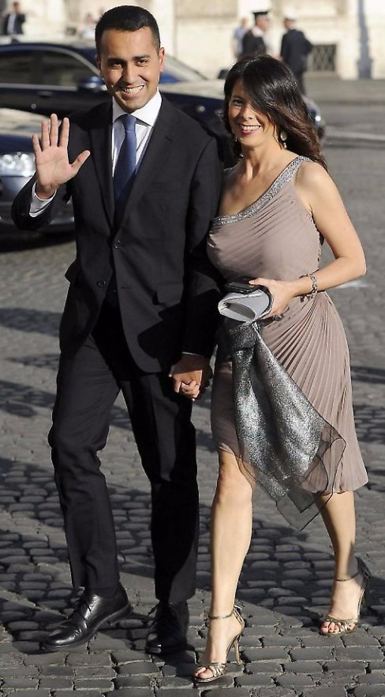 Ida Casetti in bianco a Ponza. Presto Virgulti-Di Maio