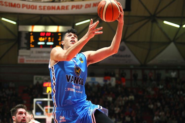 Vanoli Cremona - Openjobmetis Varese ore 19.15