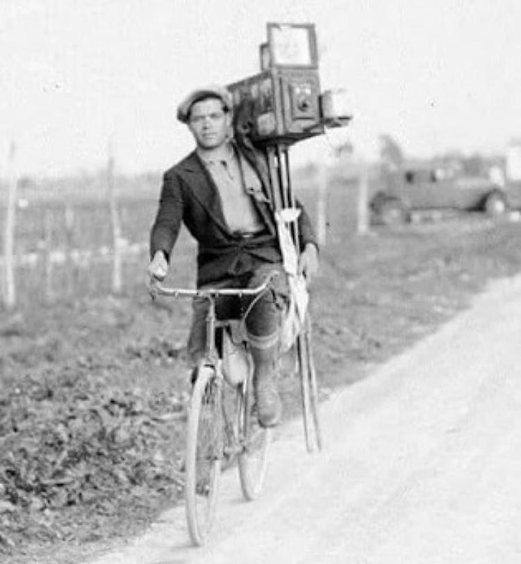 'Scatole magiche', le alchimie della fotografia