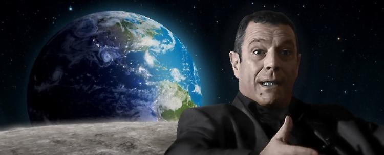 Conferenza 'Stranieri alla Terra'