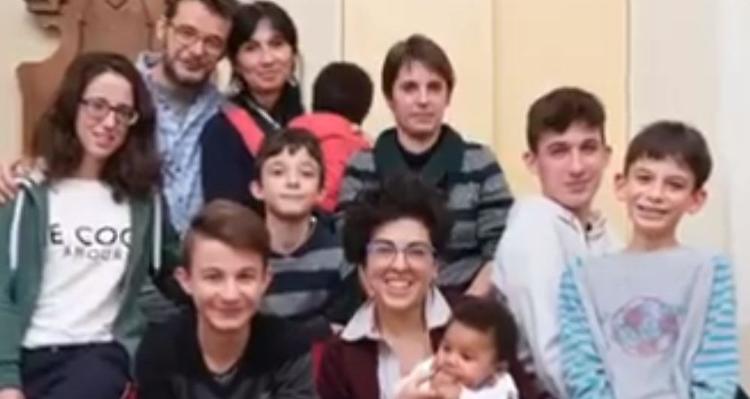 Casa famiglia sotto sfratto, Oscar chiede aiuto ai compaesani