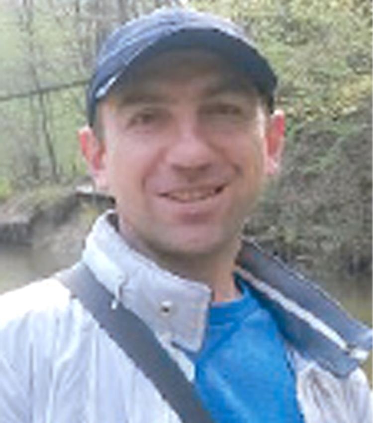 Ha un nome il cadavere nel Po