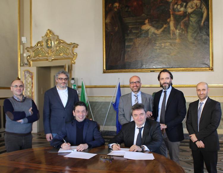 Cittadini e nuclei famigliari 'fragili', accordo Comune-Linea Pi&ugrave;