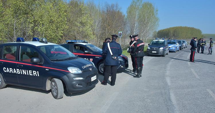 Rave Party sullo spiaggione davanti a Fossacaprara