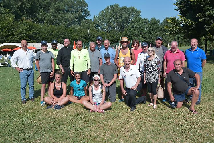 Il vescovo con la pagaia ha attraccato agli Amici del Po