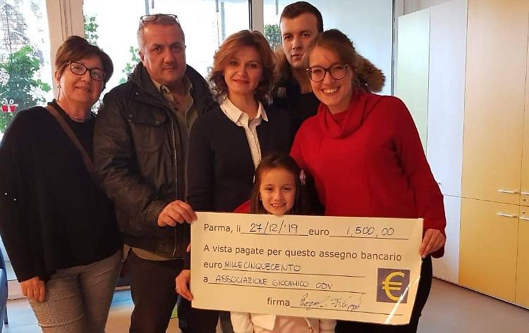 Caorso, i regali di Michelle ai piccoli pazienti di Oncologia